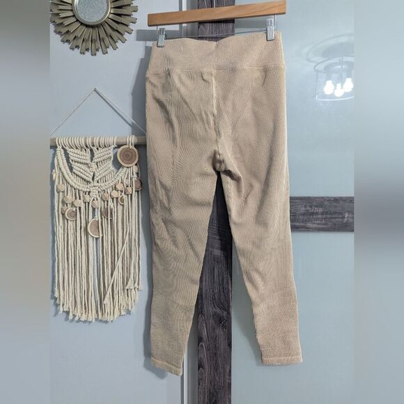 Aerie Offline Main Squeeze Seamless High Waisted Ribbed  Waffle Legging Size L - Picture 4 of 6